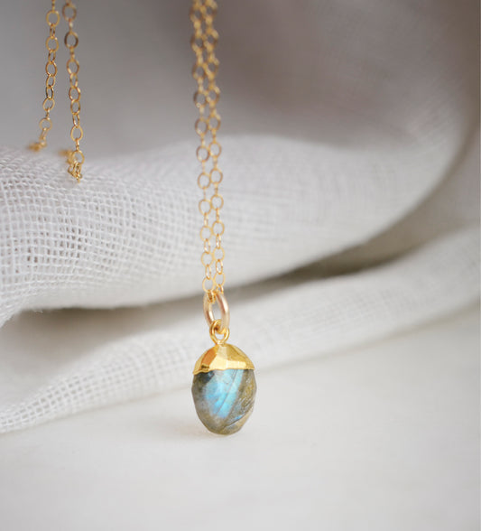 Labradorite Pendant - Oval Collection