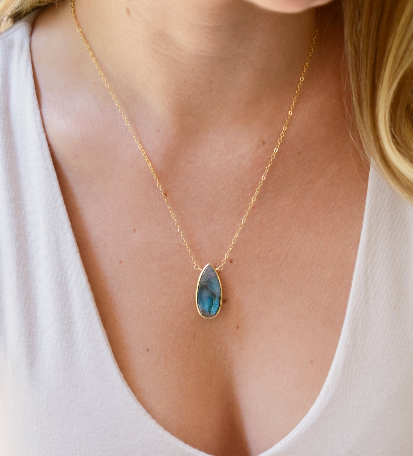 Labradorite Teardrop Necklace, Genuine labradorite bezeled in gold and suspended from a gold chain. Handmade by GEMNIA.