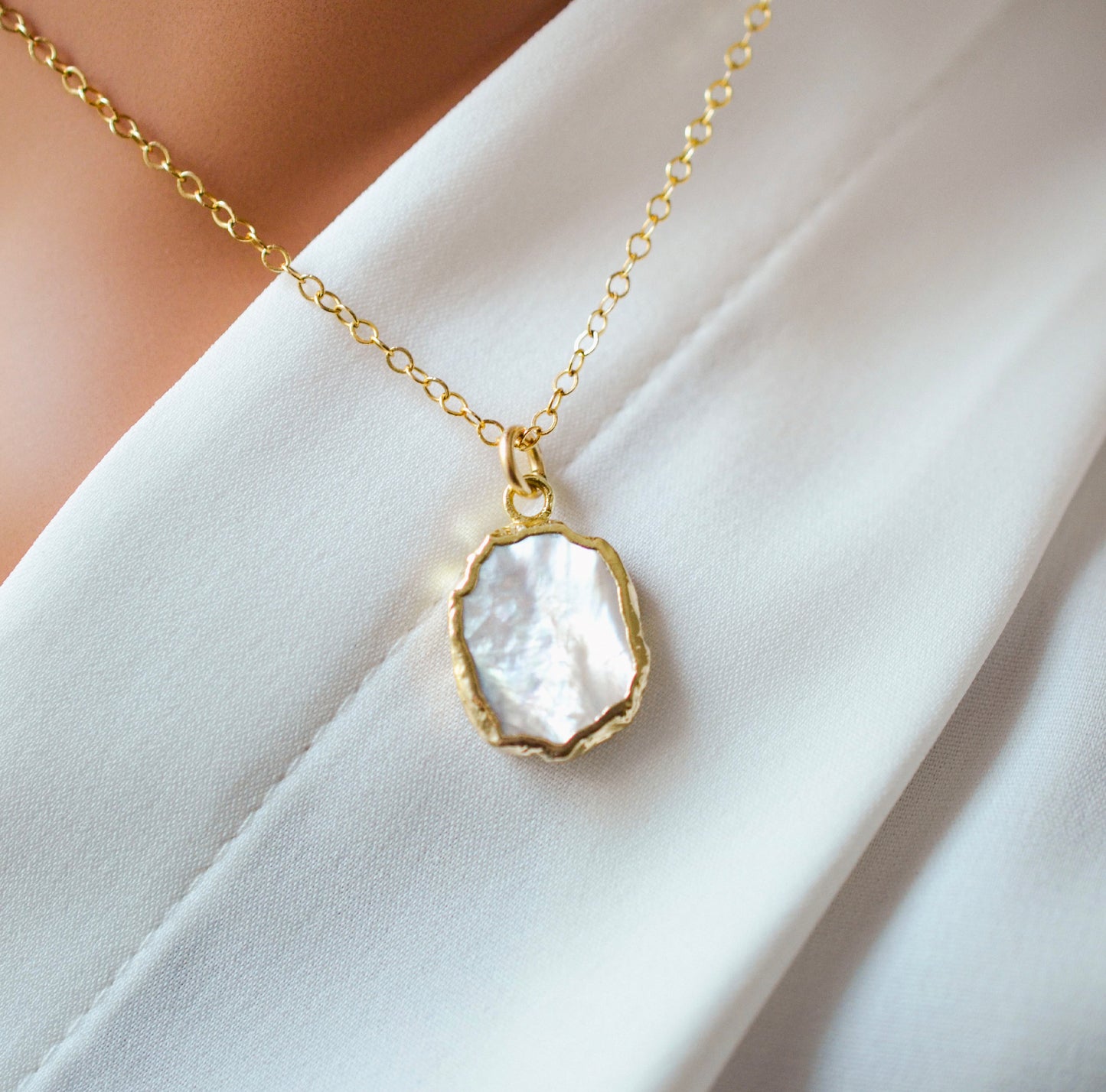 Shimmer Pearl Necklace